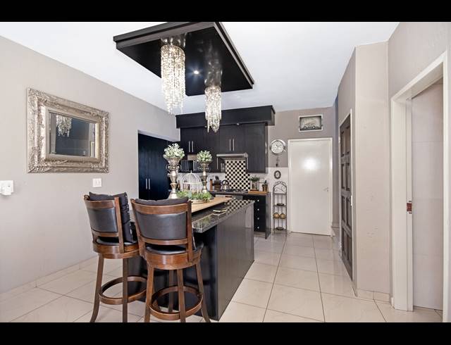 2 BEDROOM FREEHOLD FOR SALE IN RAND COLLIERIES